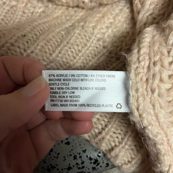 Tan Universal Thread Sweater size L - Picture 6 of 9